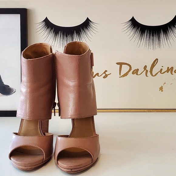 SOLD: Nine West Sandals - Picture 2 of 4